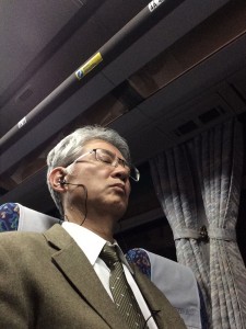 バス車中